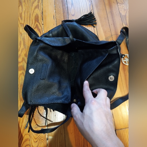 Michael Kors bag - Picture 11 of 14